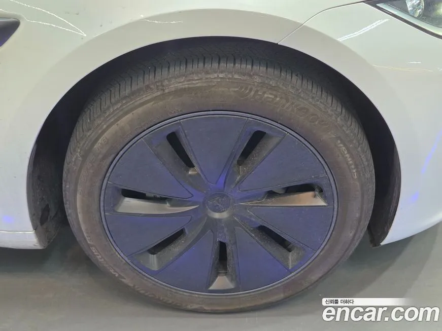 Tesla Model 3 2024 из KR, фото 3
