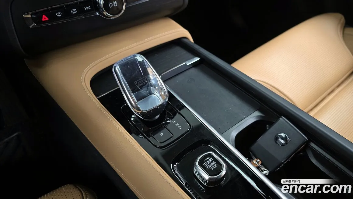 Volvo XC90 2025 из KR, фото 3