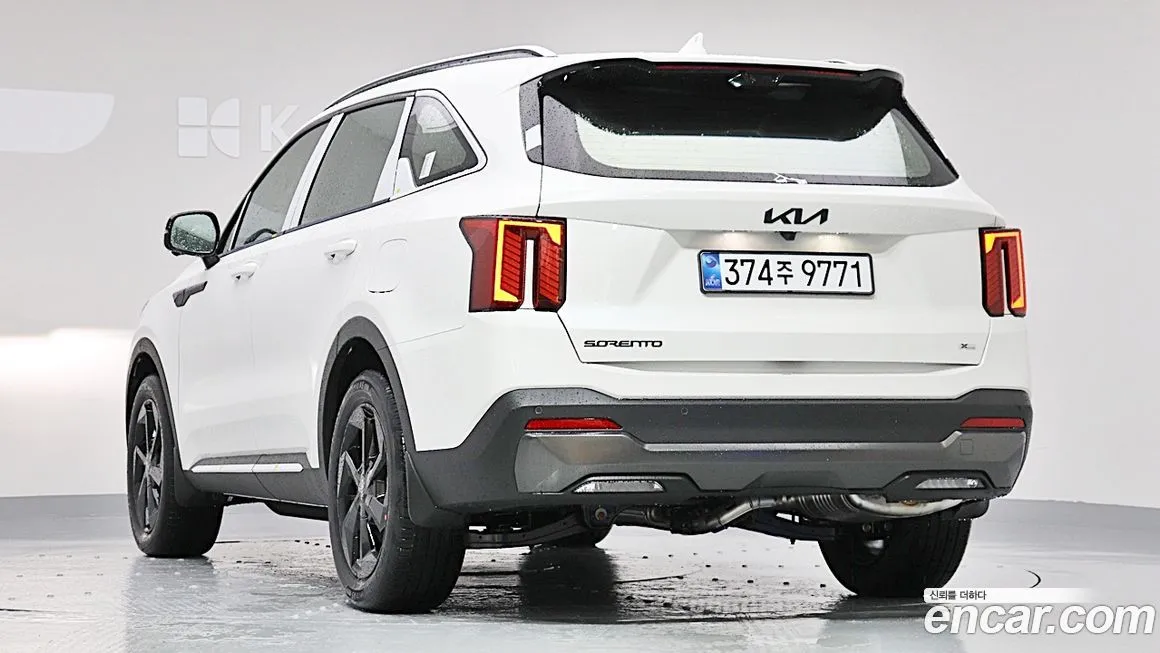 Kia Sorento — фото 6