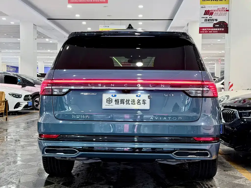 Lincoln Aviator — фото 2