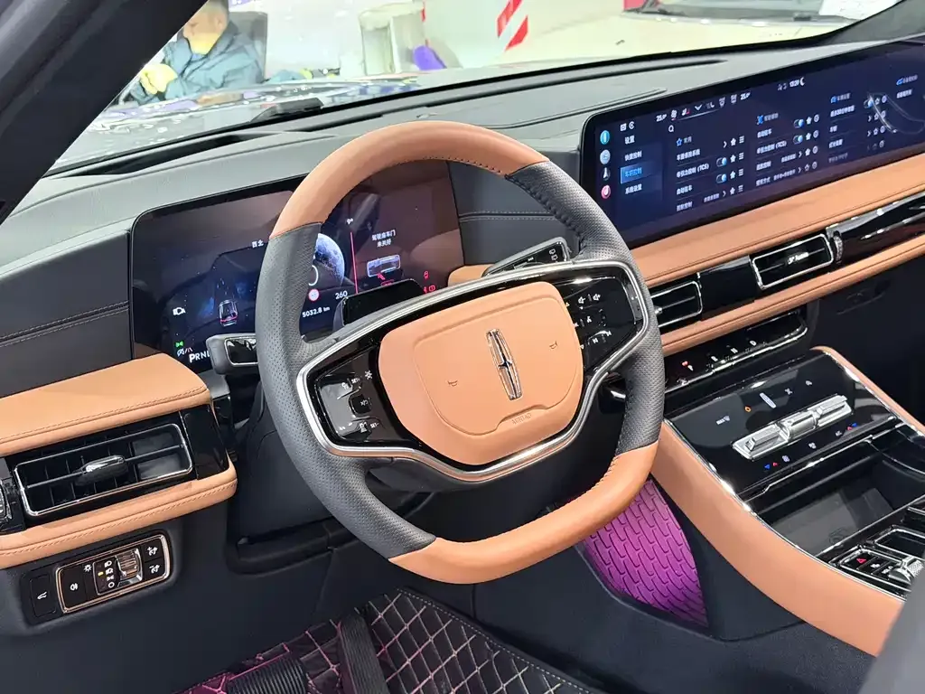 Lincoln Aviator — фото 10
