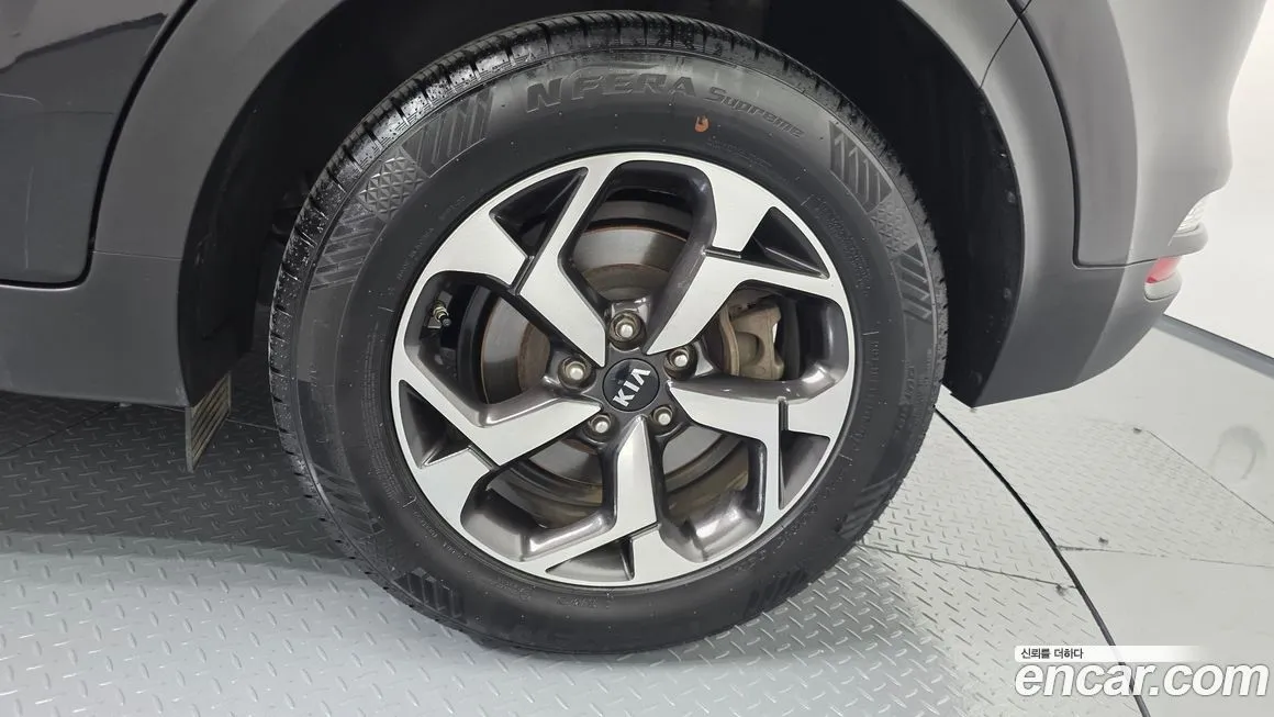 Kia Sportage — фото 6