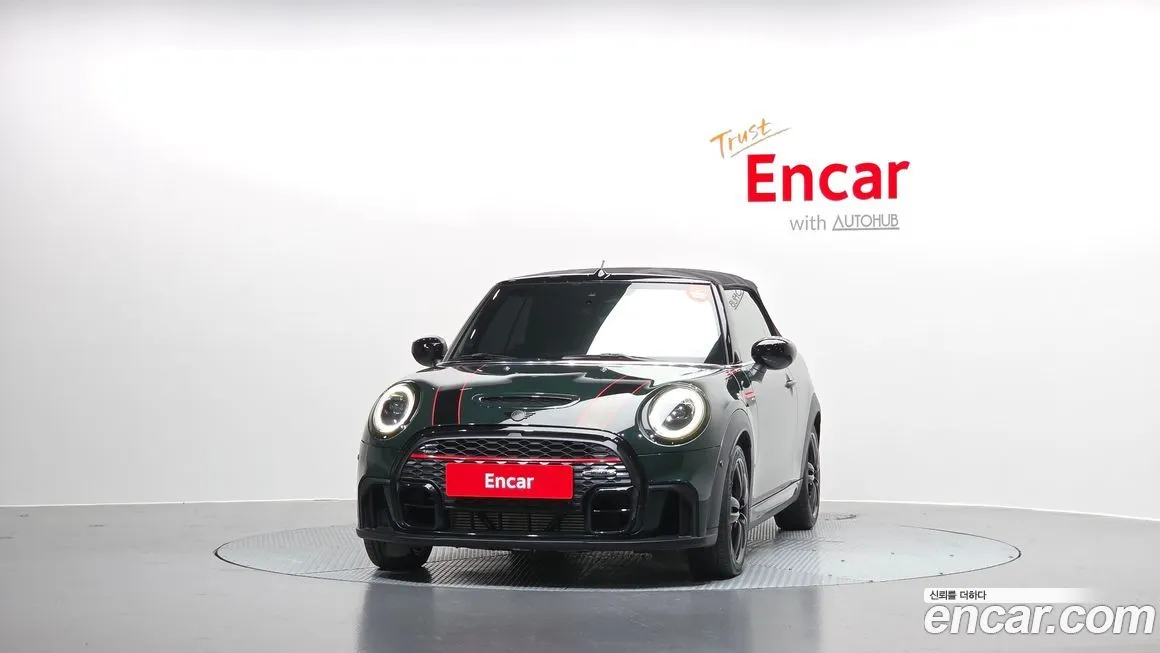 Mini Cooper Convertible 2024 из KR, фото 2