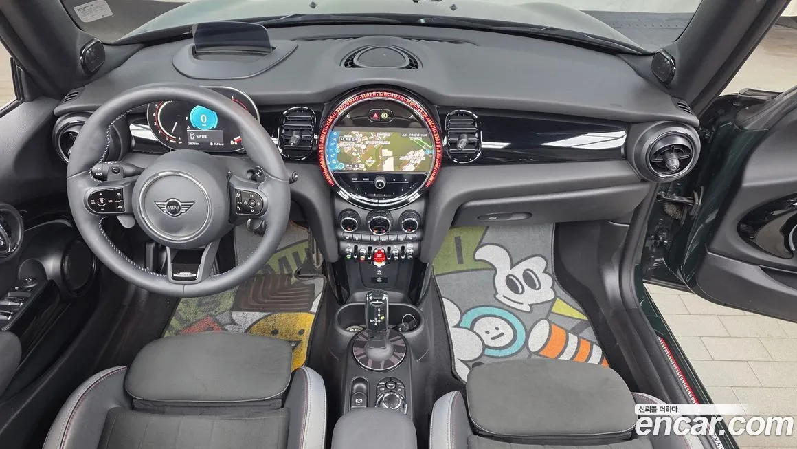 Mini Cooper Convertible 2024 из KR, фото 10