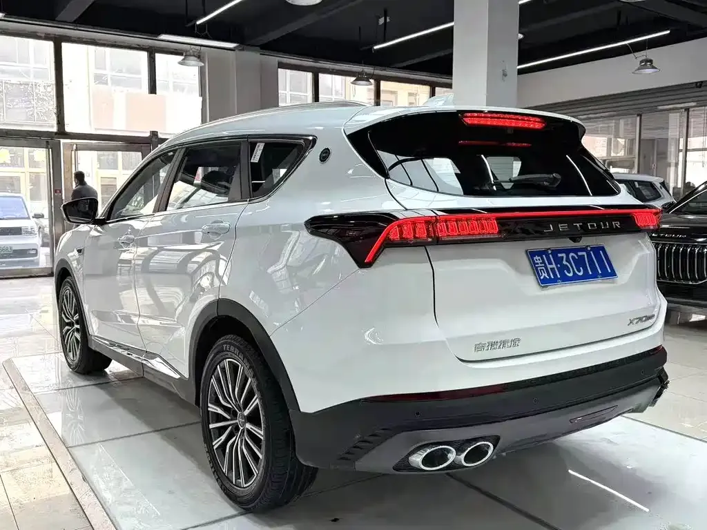 Jetour X70 PLUS — фото 2