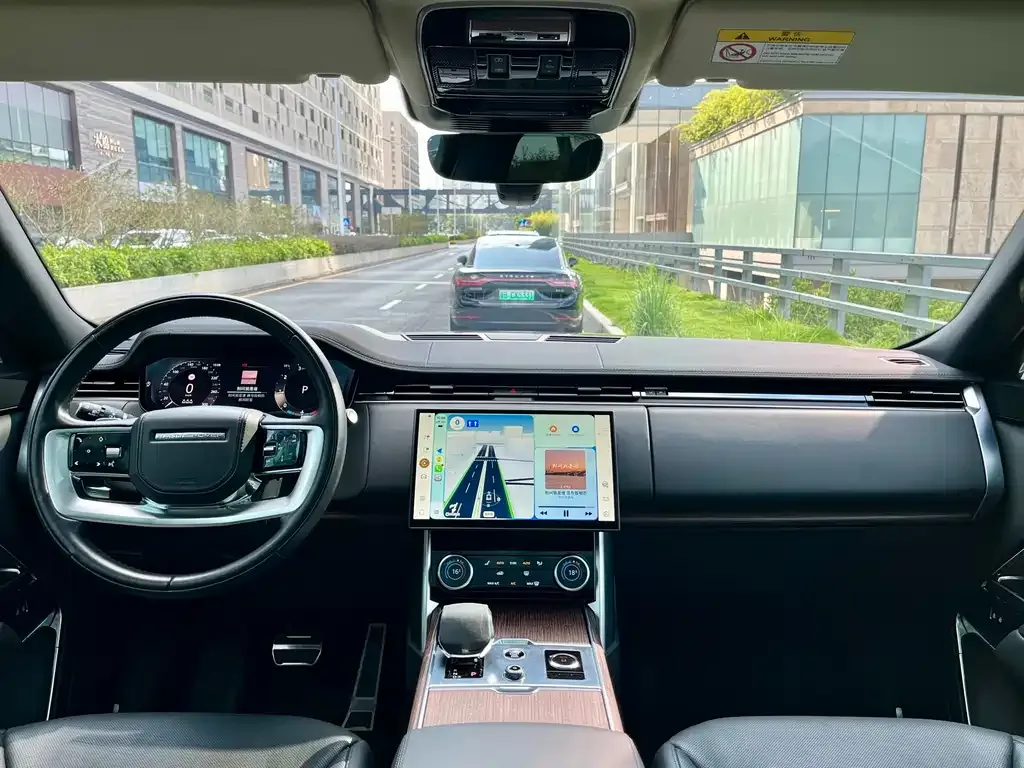 Land Rover Range Rover 2023 из CN, фото 2