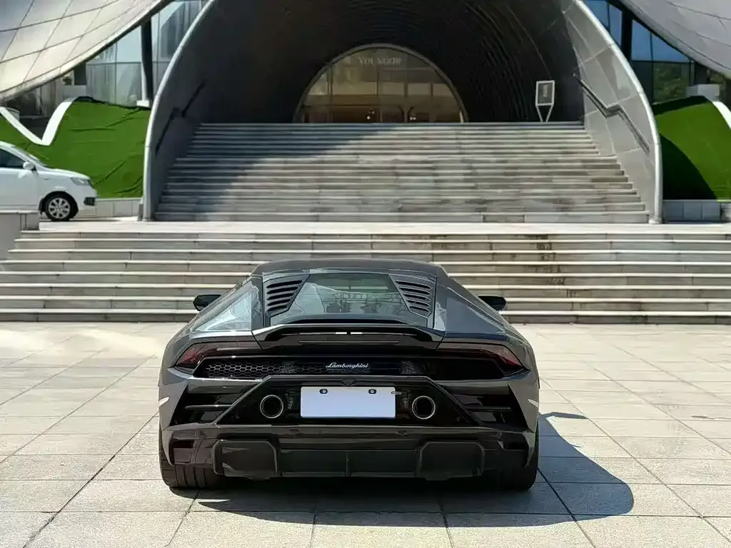 Lamborghini Huracan — фото 6