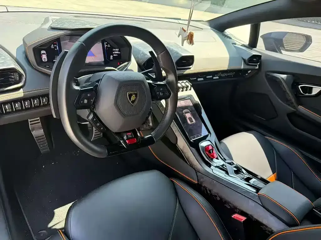 Lamborghini Huracan — фото 10