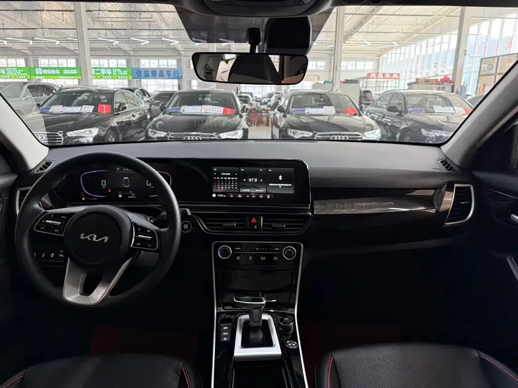 Kia Seltos 2023 из CN, фото 7