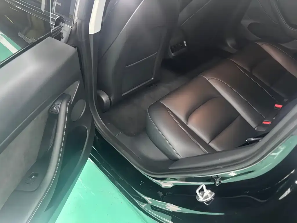 Tesla Model 3 2023 из CN, фото 10
