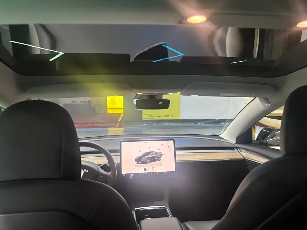 Tesla Model 3 2023 из CN, фото 4