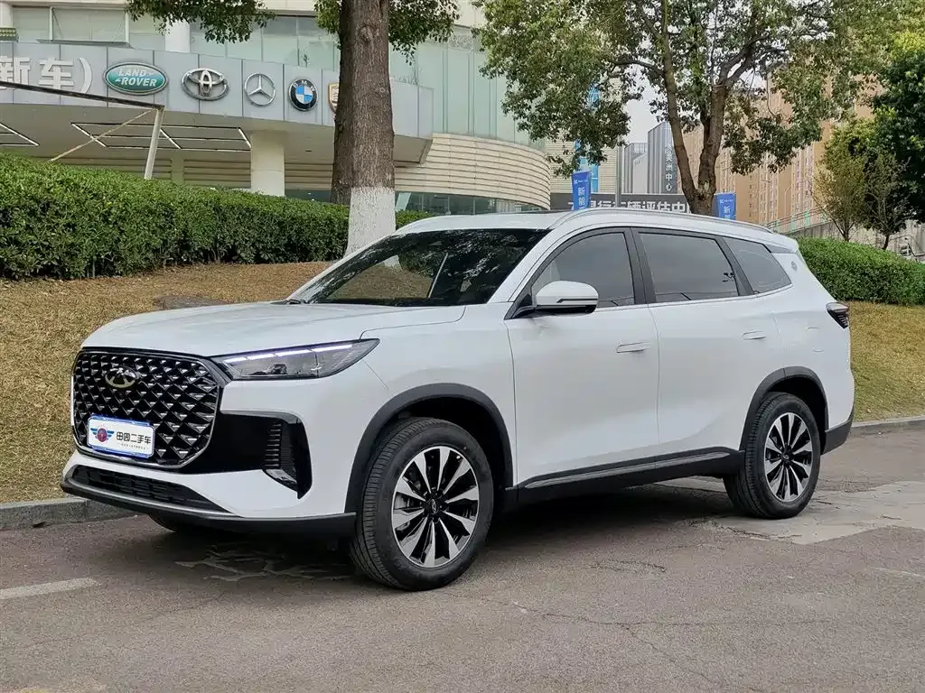 Chery Tiggo 8 PLUS — фото 1