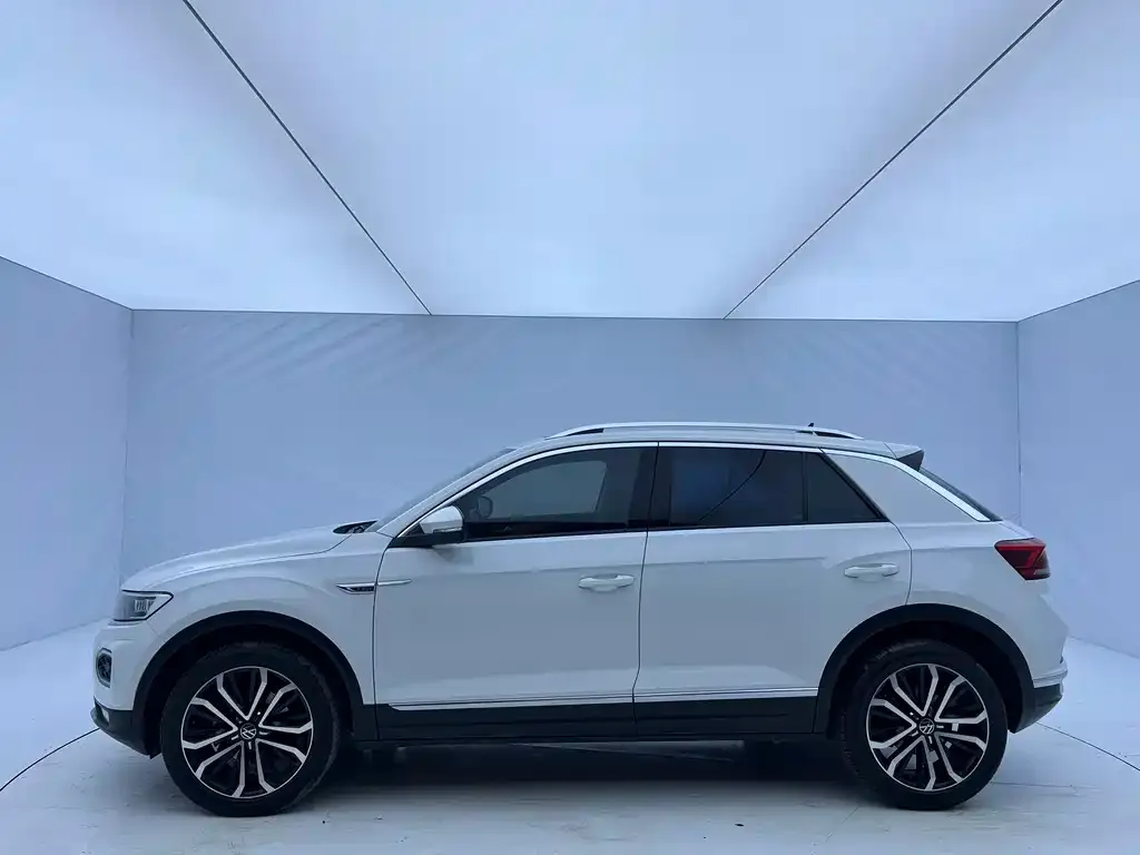 Volkswagen T-Roc 2022 из CN, фото 2