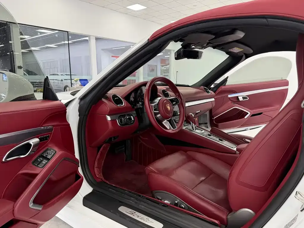 Porsche 718 2023 из CN, фото 6