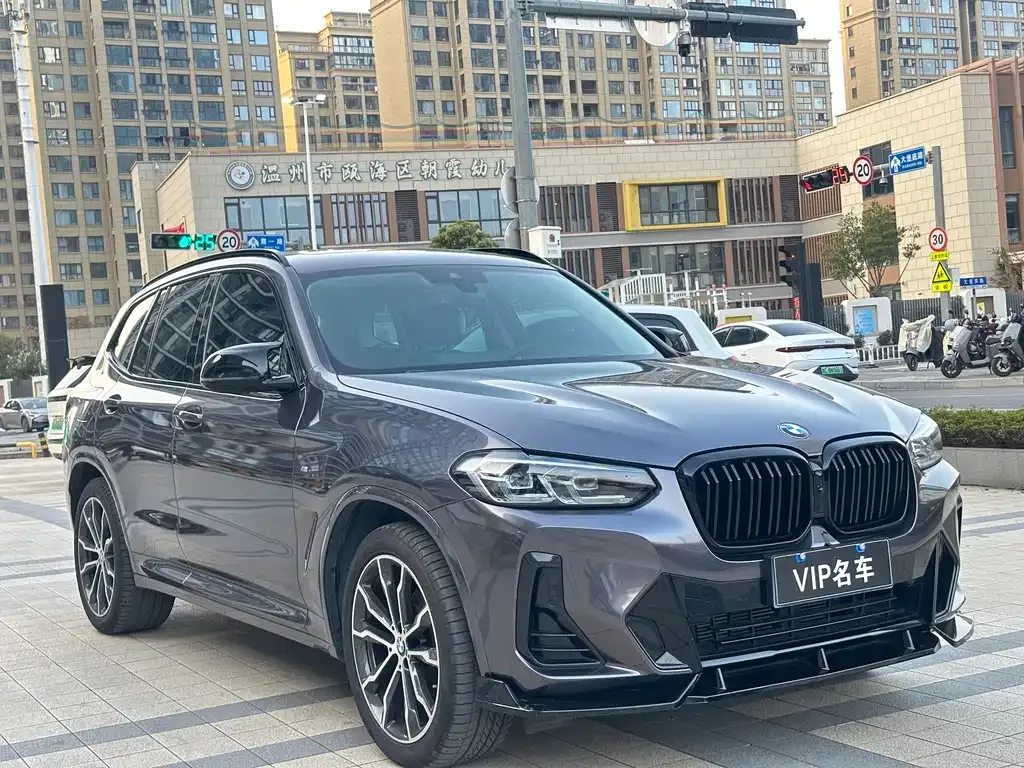 BMW X3 — фото 8