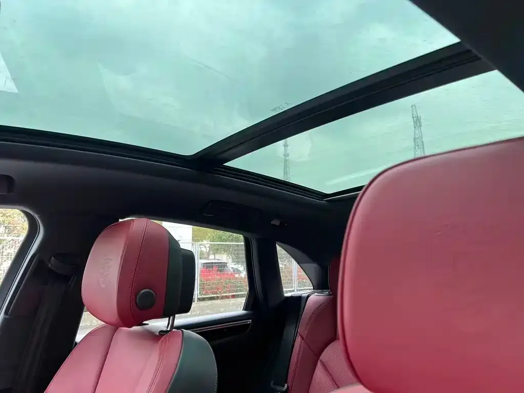 Porsche Macan 2022 из CN, фото 2