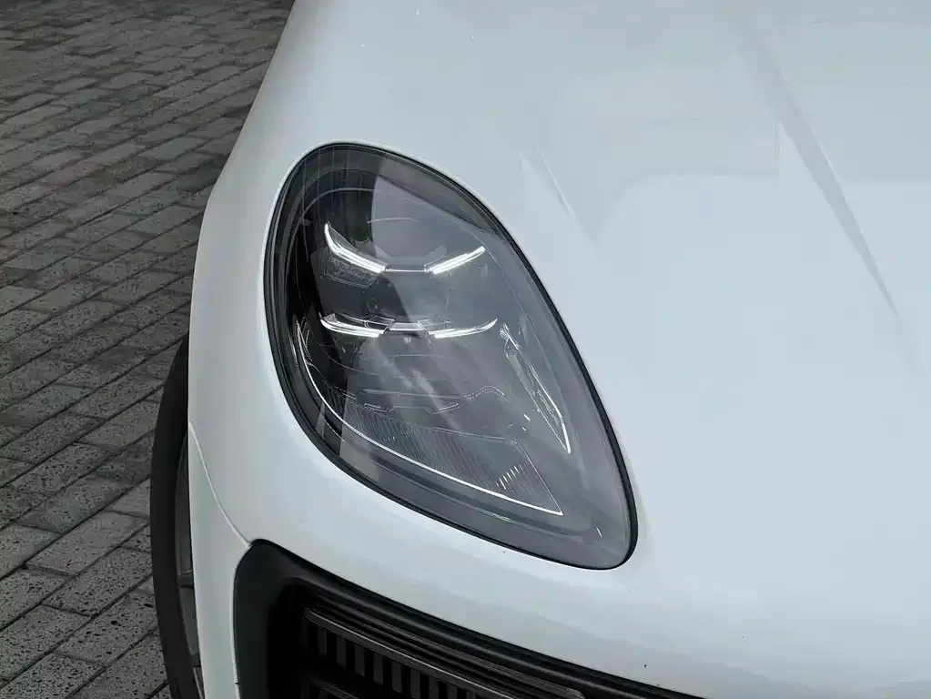 Porsche Macan 2022 из CN, фото 4