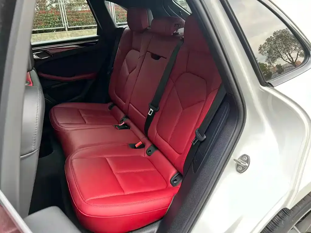 Porsche Macan 2022 из CN, фото 3