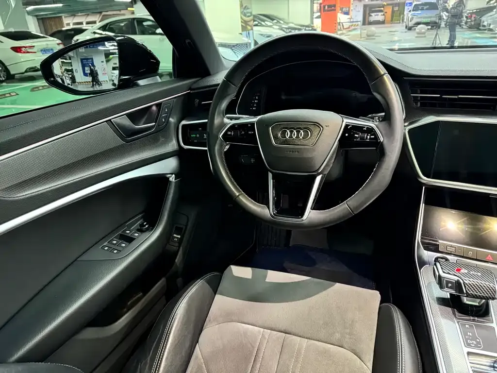 Audi A6L 2022 из CN, фото 10