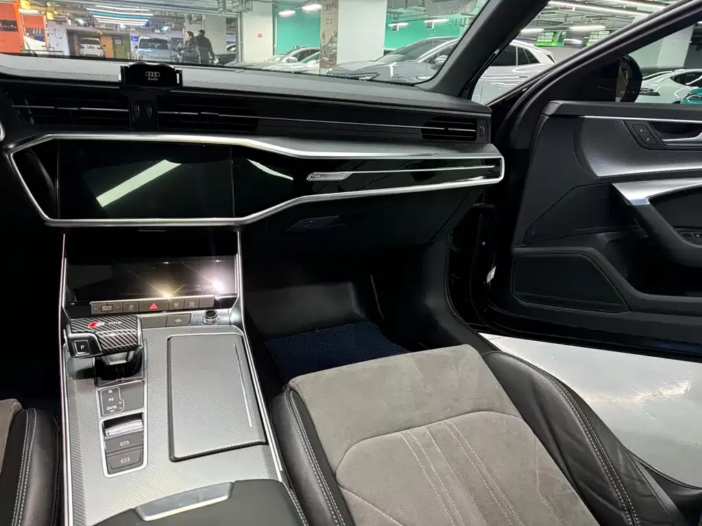 Audi A6L 2022 из CN, фото 7