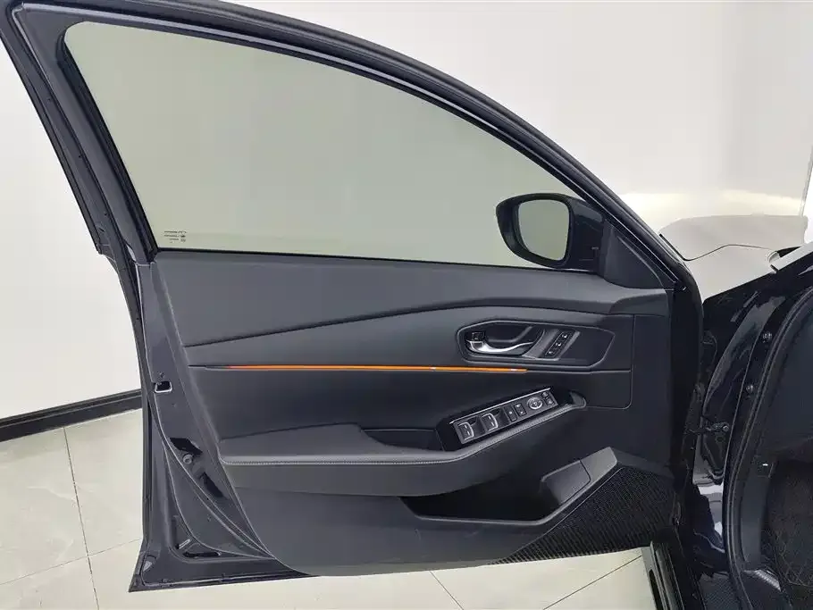 Honda Accord — фото 10