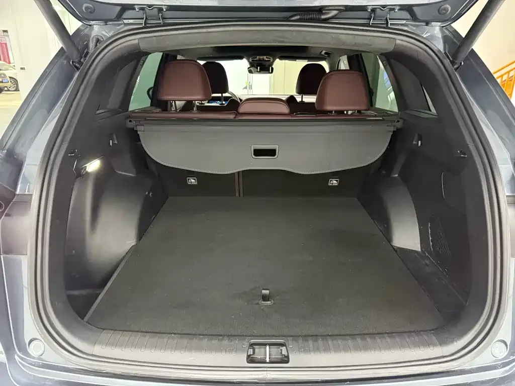 Geely Xingyue L 2023 из CN, фото 3