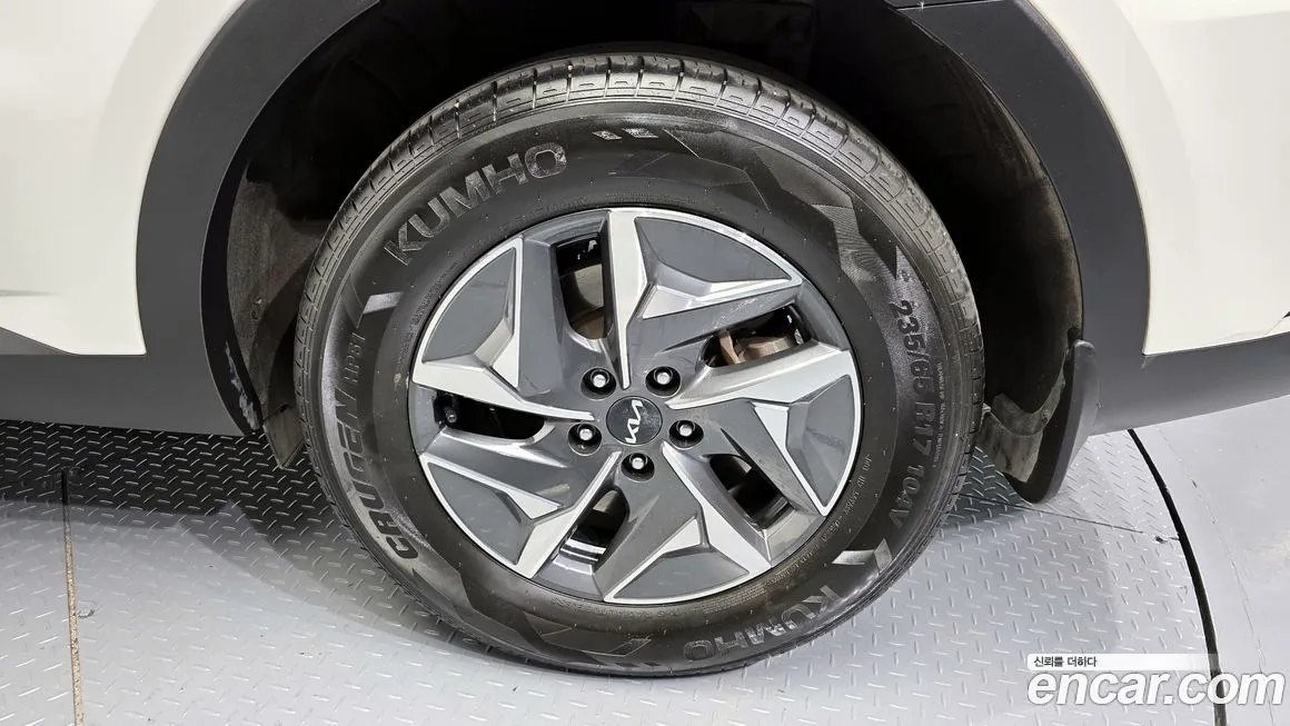 Kia Sorento — фото 6