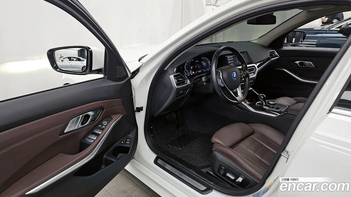 BMW 3-Series 2022 из KR, фото 5