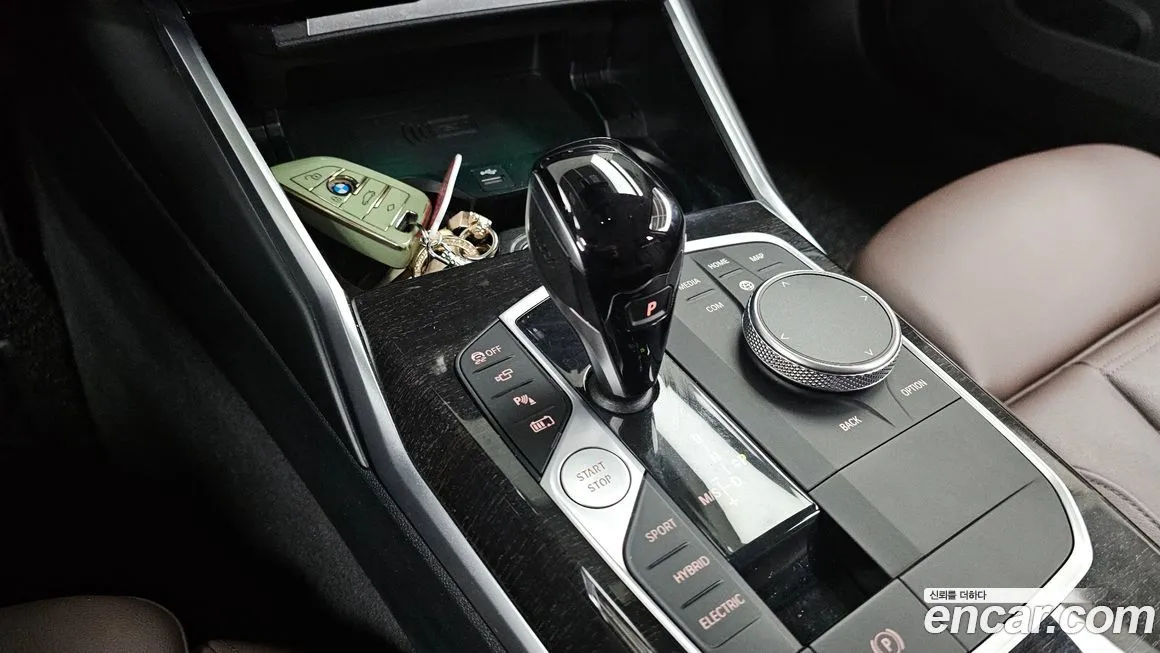 BMW 3-Series 2022 из KR, фото 10