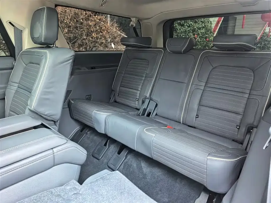 Lincoln Navigator — фото 3