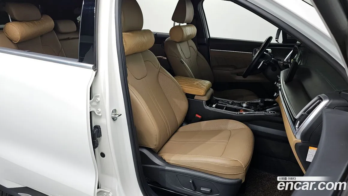 Kia Sorento — фото 8