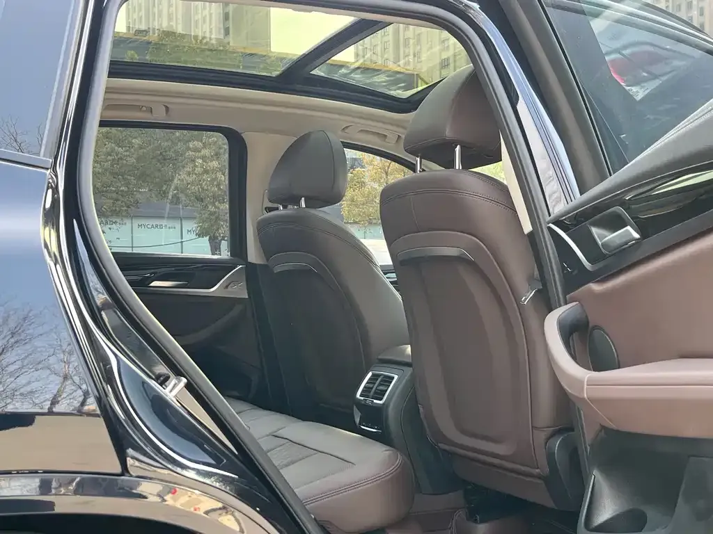 BMW iX3 2022 из CN, фото 9