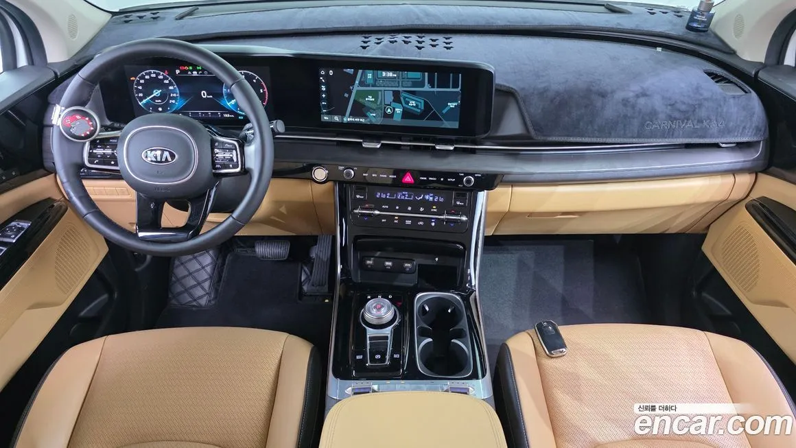 Kia Carnival — фото 10