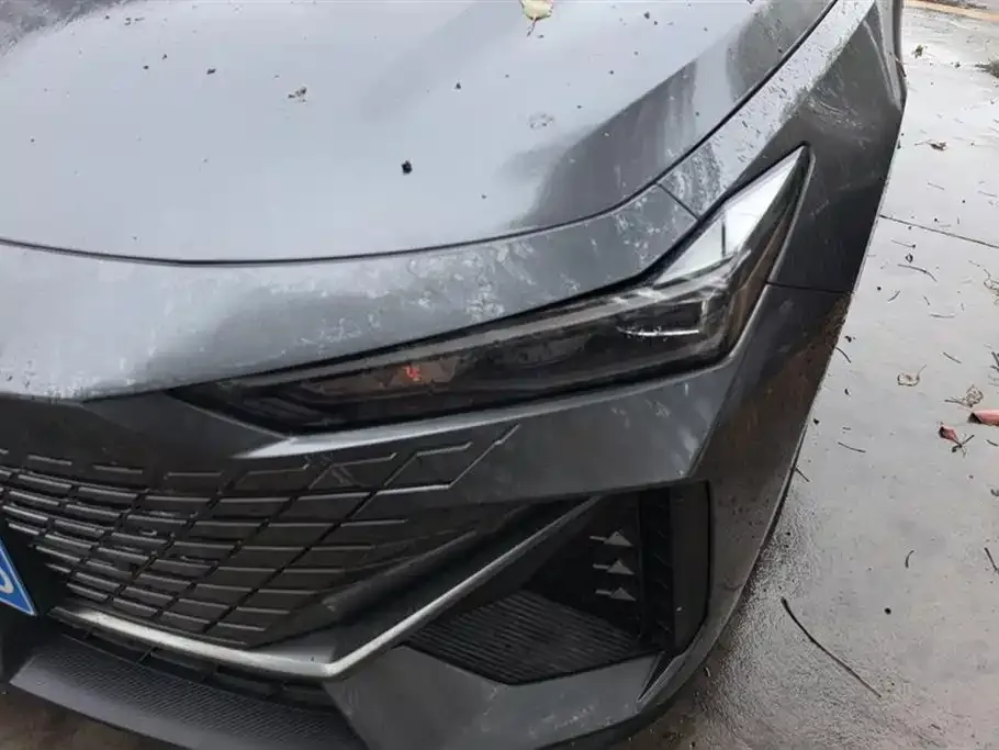 Changan UNI-V 2023 из CN, фото 2