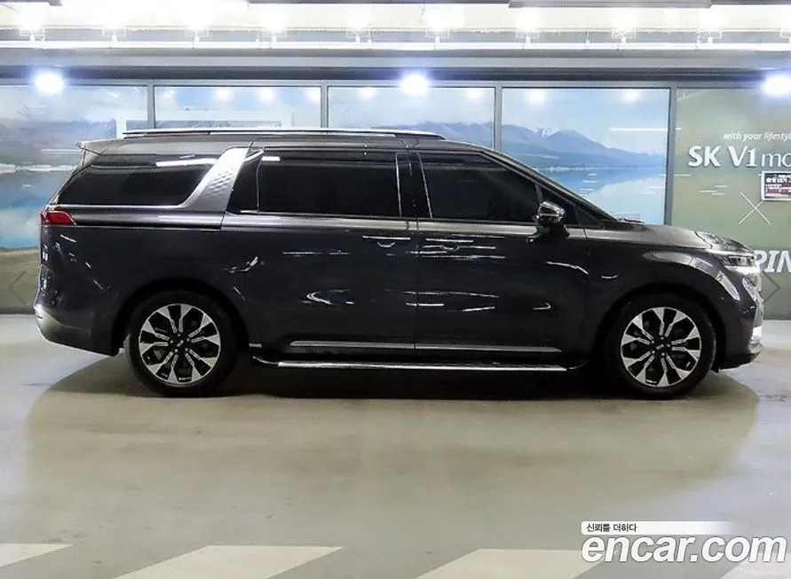 Kia Carnival — фото 4