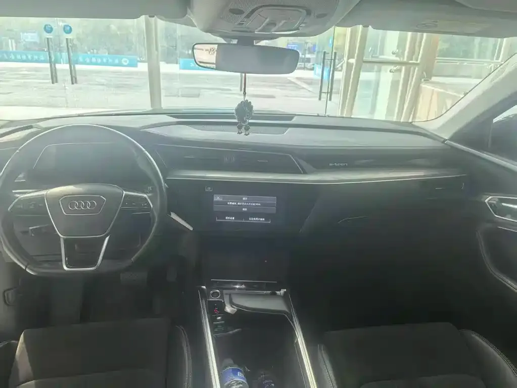 Audi e-tron 2022 из CN, фото 7