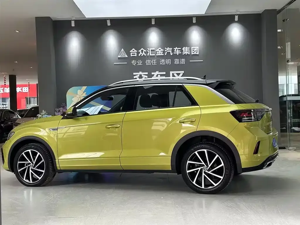 Volkswagen T-Roc 2023 из CN, фото 8