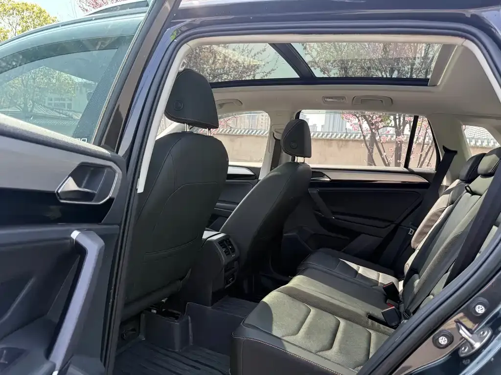 Volkswagen Tayron 2021 из CN, фото 3