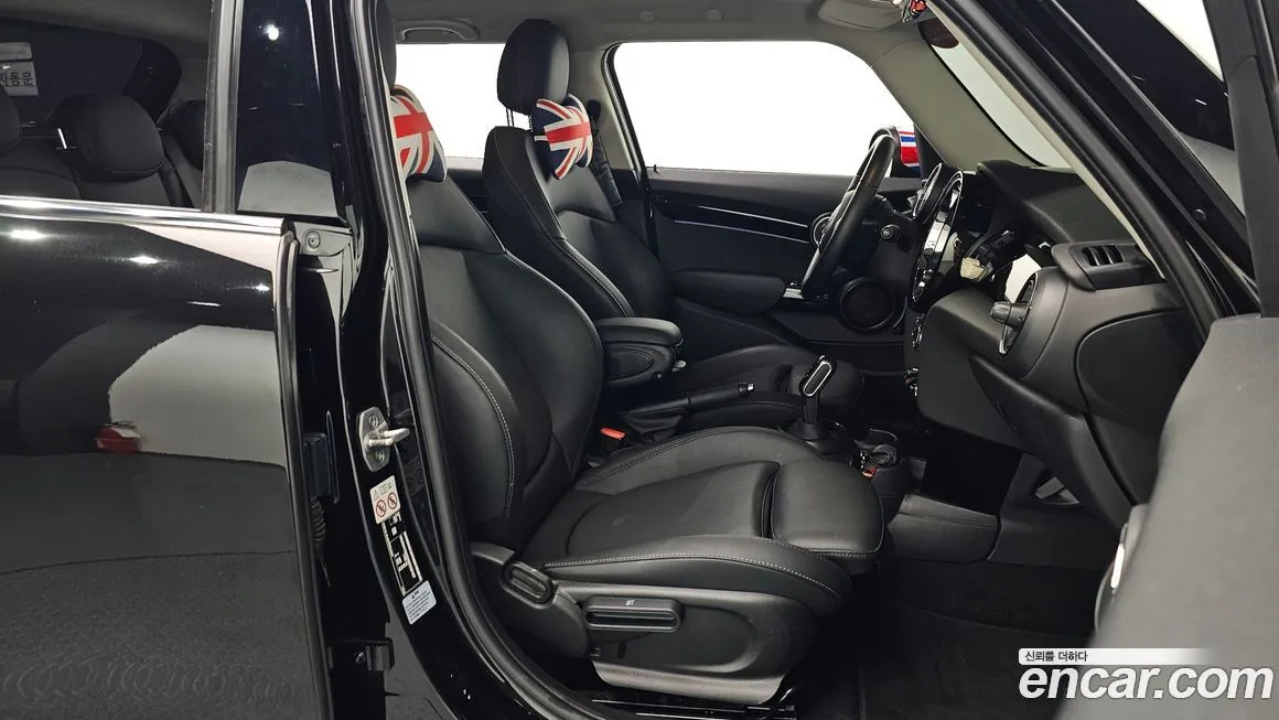 Mini Cooper 2022 из KR, фото 5