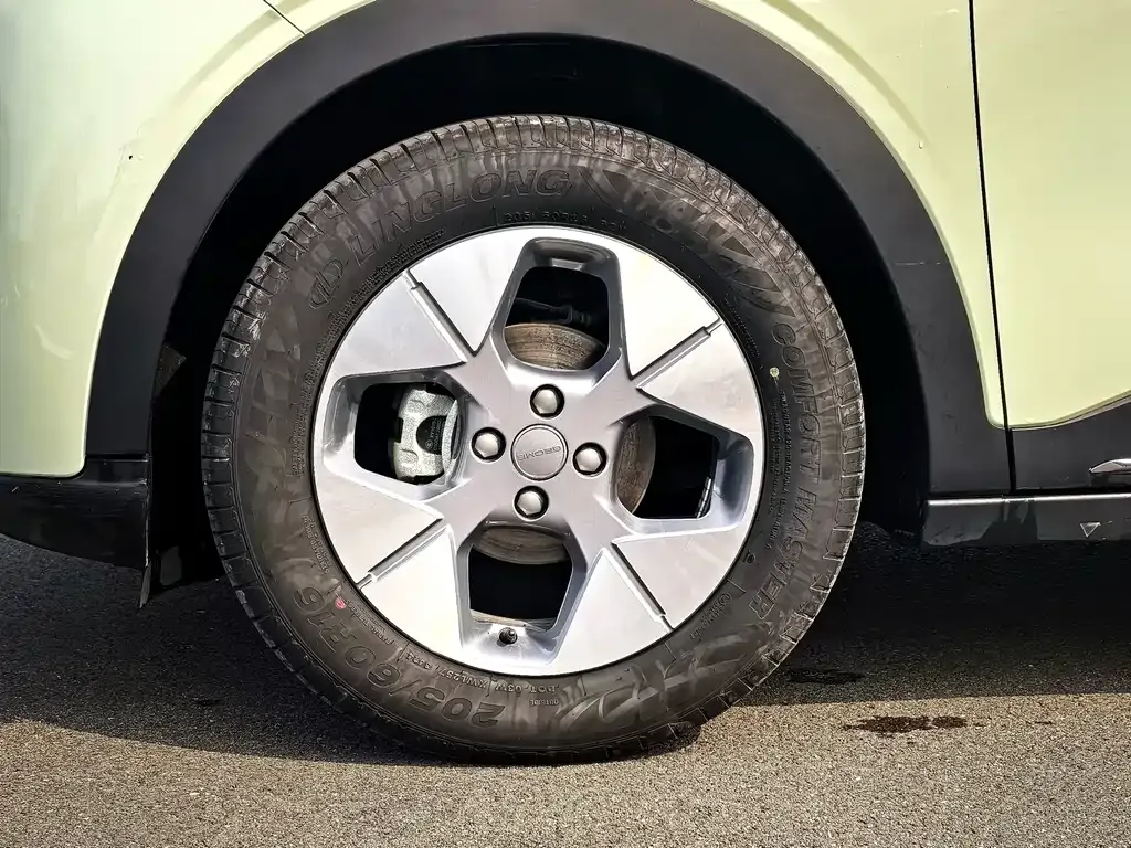 Geely Starburst — фото 6