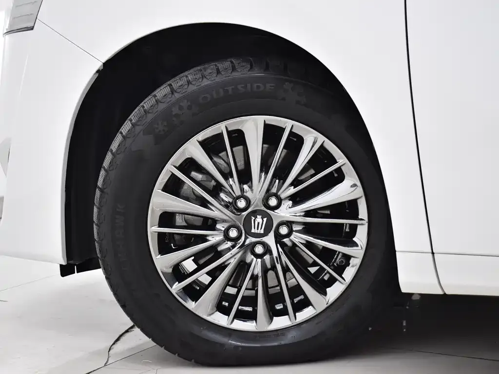 Toyota Vellfire — фото 9
