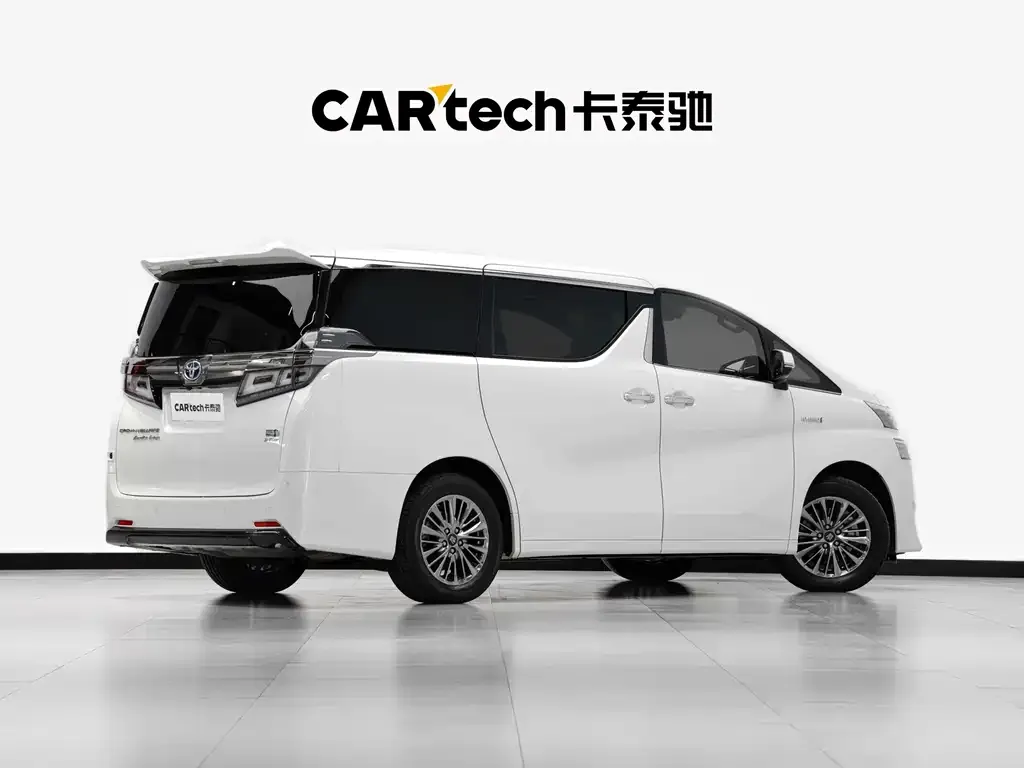 Toyota Vellfire — фото 4