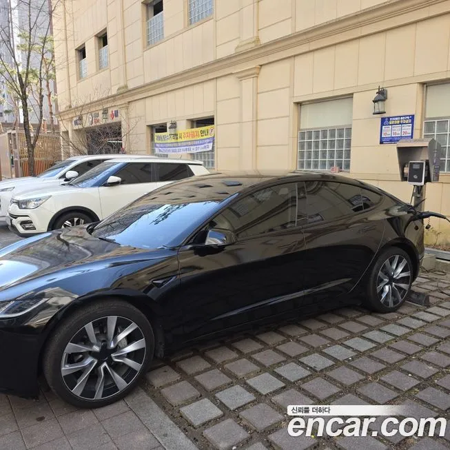 Tesla Model 3 2024 из KR, фото 7