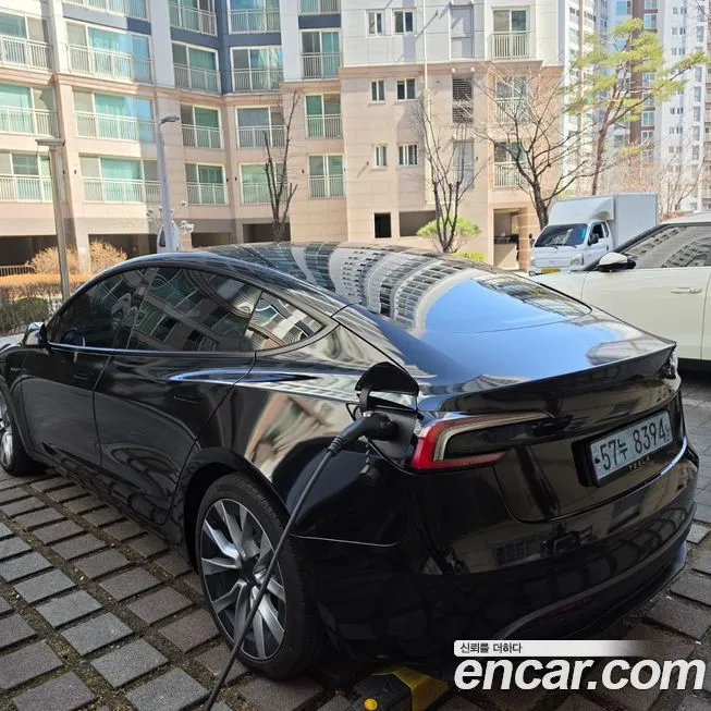 Tesla Model 3 2024 из KR, фото 4