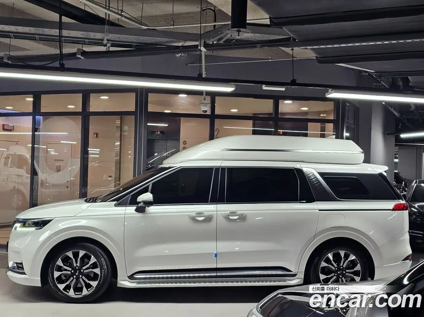 Kia Carnival — фото 4