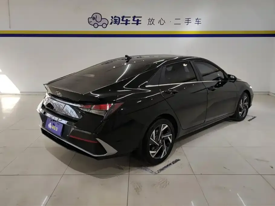 Hyundai Elantra 2025 из CN, фото 2