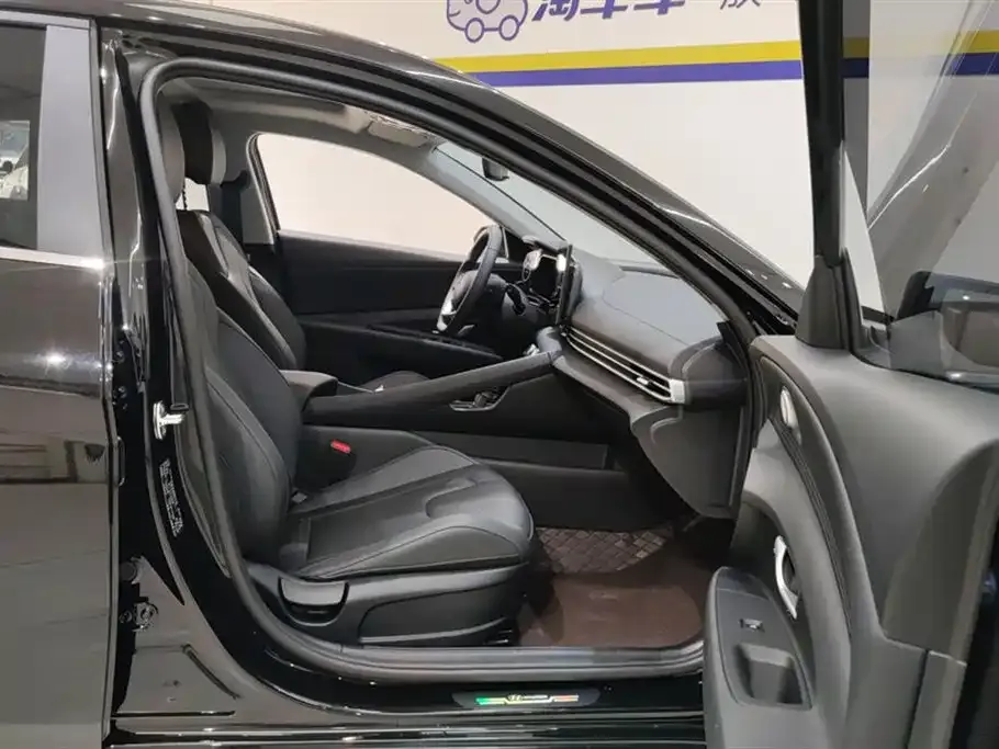 Hyundai Elantra 2025 из CN, фото 10