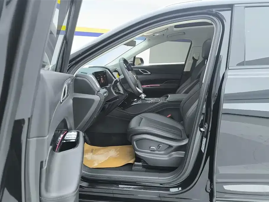 Hongqi HS3 PHEV 2025 из CN, фото 8