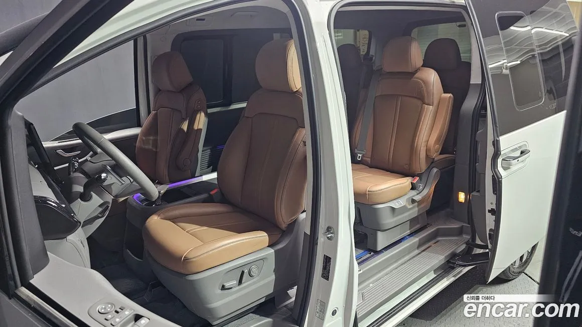 Hyundai Staria 2025 из KR, фото 8