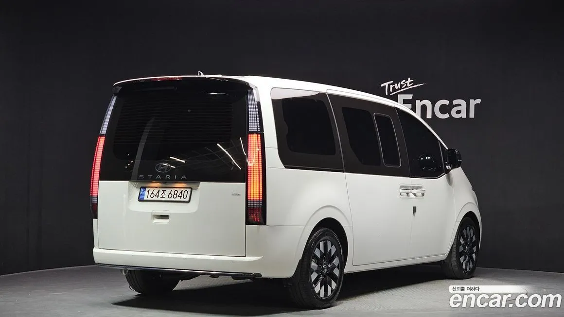 Hyundai Staria 2025 из KR, фото 6